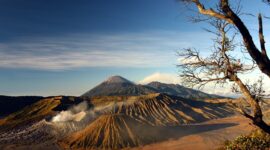 Taman Nasional Bromo Tengger Semeru. (Dok. Indonesia.go.id) 
