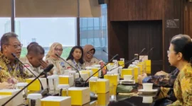 Foto: Pertemuan pengurus PROPAMI dengan Iman Rachman, Direktur Utama BEI, di Gedung Bursa SCBD Sudirman (22/1/24). (Doc.Ist)