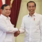 Calon Presiden No Urut 02, Prabowo Subianto bersama Presiden Jokowi. (Dok. Presidenri.go.id)