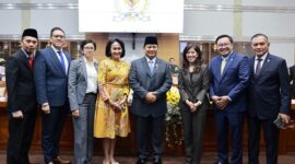 Sebut Tugas Lebih Besar Menunggu, Prabowo Subianto Pamit dan Mohon Maaf di Rapat Terakhir dengan DPR