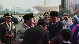 Gibran Rakabuming Raka Muncul di Monas, Ikut Sambut Langsung Kedatangan Jokowi beserta Ibu Iriana Jokowi