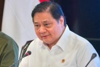 Menteri Koordinator Bidang Perekonomian Airlangga Hartarto saat menjelaskan perkembangan negosiasi tarif RI-AS di Jakarta. (Facebook.com @Airlangga Hartarto )

