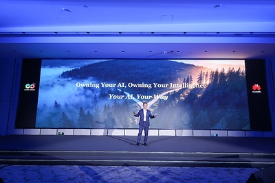Huawei Luncurkan Solusi Fintelligent AI, Dukung Institusi Keuangan Global Wujudkan “Own Your AI, Own Your Intelligence”